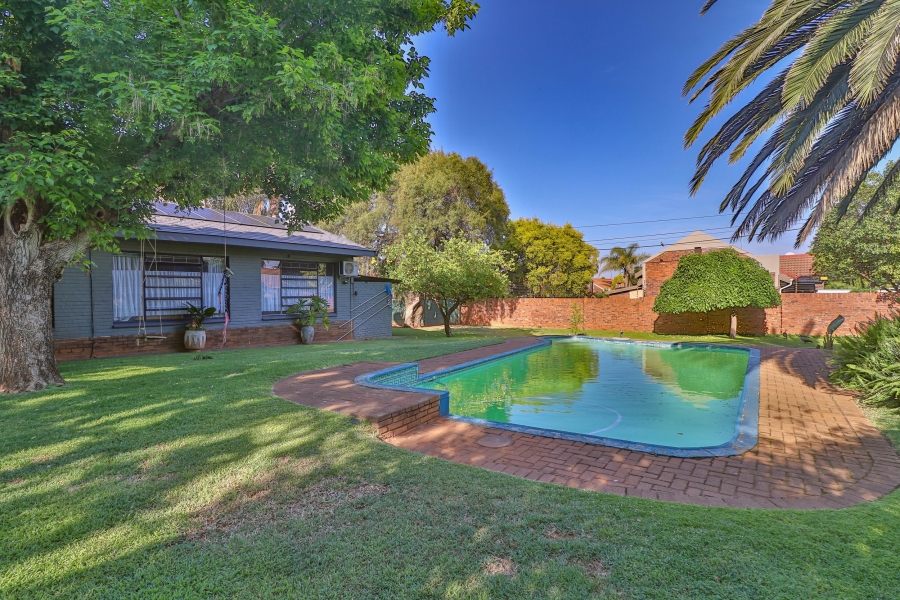 3 Bedroom Property for Sale in Flamwood North West